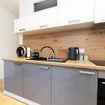 Moderní S Přímým Vstupem Do Parku V Centru Ostravy Apartmán *