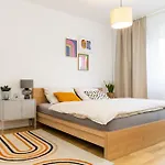 Moderní S Přímým Vstupem Do Parku V Centru Ostravy Apartmán