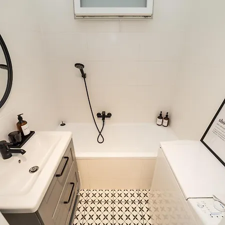 Appartement Moderni S Primym Vstupem Do Parku V Centru Ostravy *